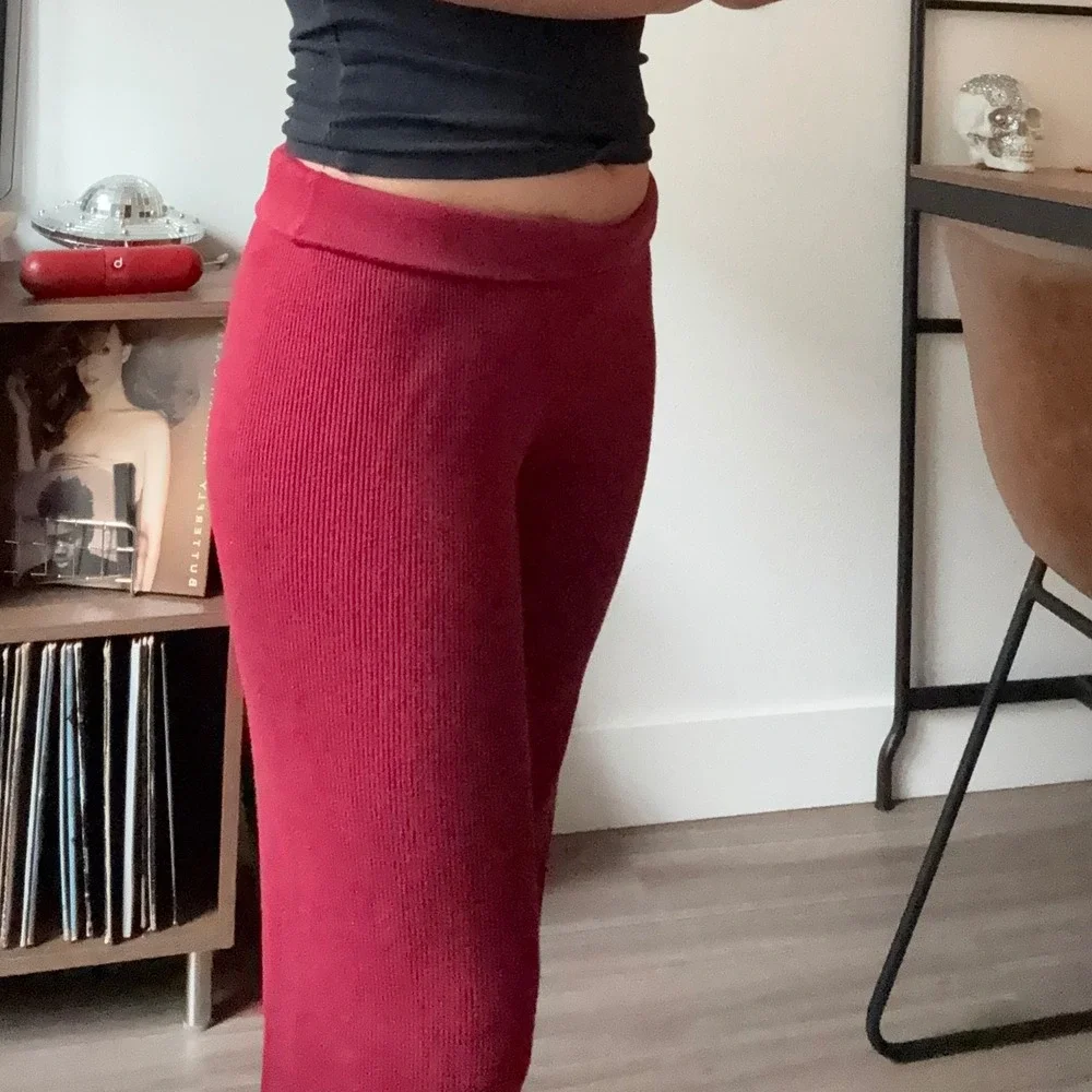 House of Harlow 1960 Ribbed Wide Leg Lounge Pants Burgundy Knit M‎